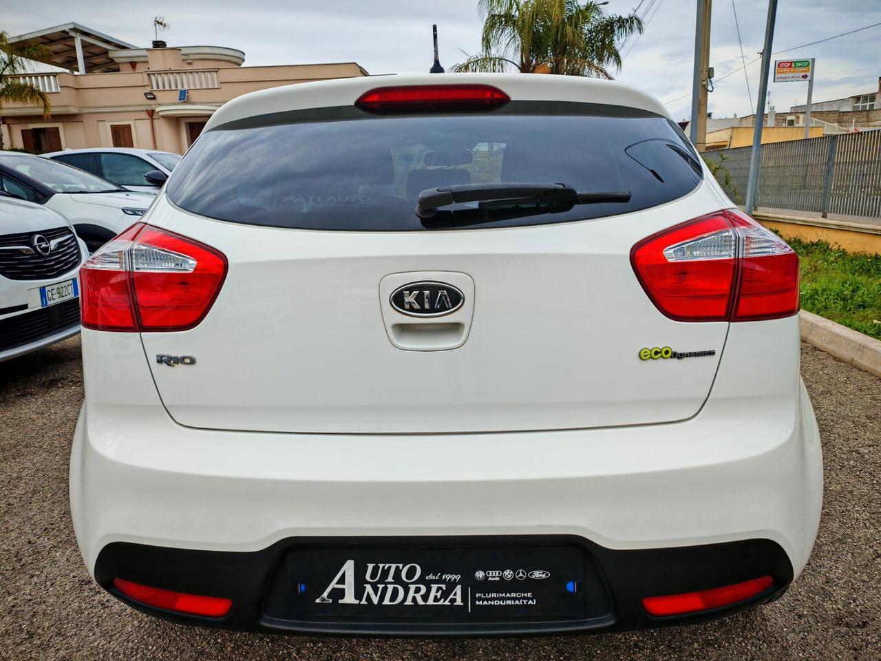 Kia Rio 1.1CRDi EX Plus Full Optional 2013