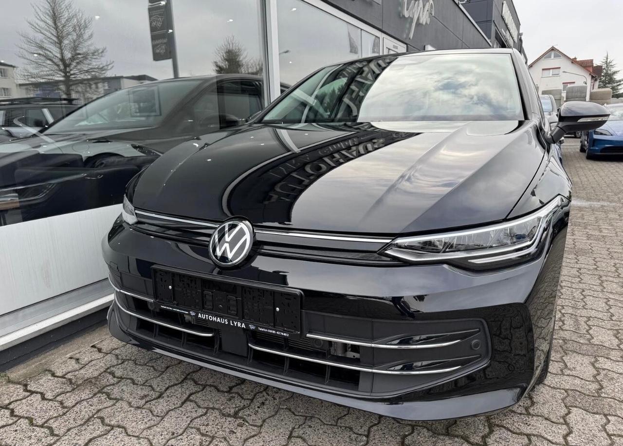 Volkswagen Golf 1.5 Etsi Dsg SCR Life Goal Navi Led