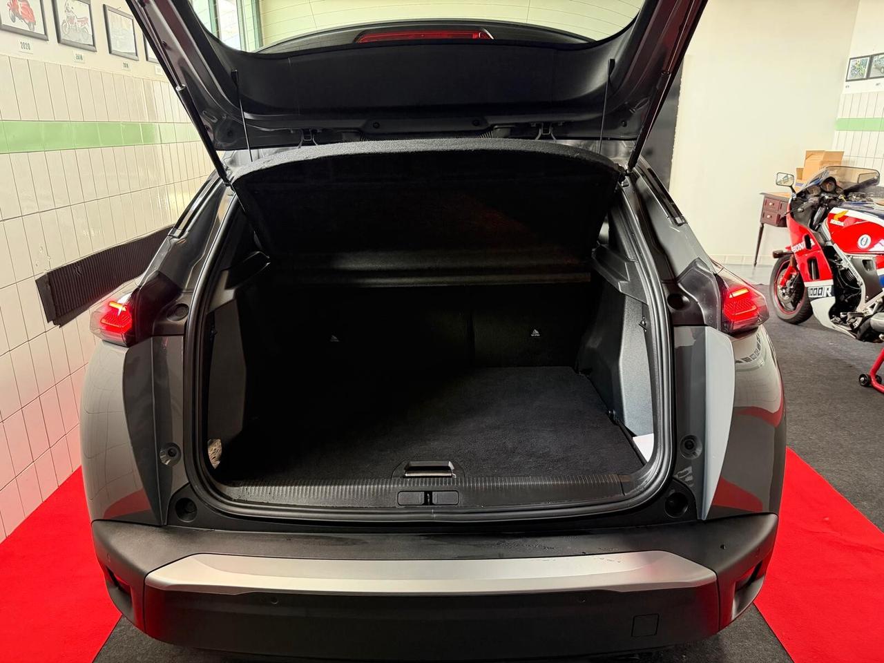 Peugeot 2008 PureTech 100 S&S Allure