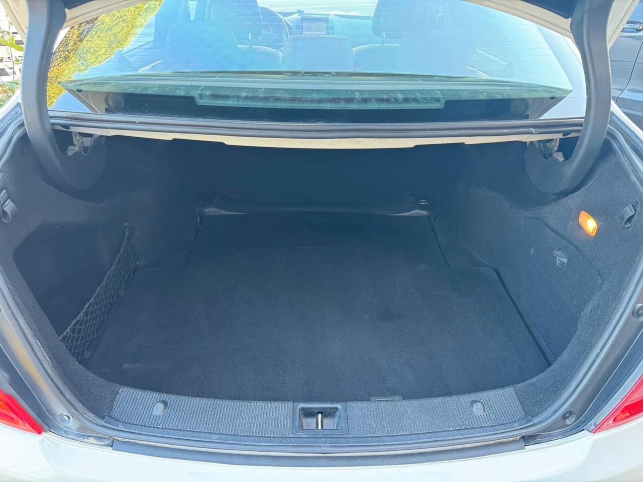 MB C 220 CDI BlueEFFICIENCY AVANTGARD