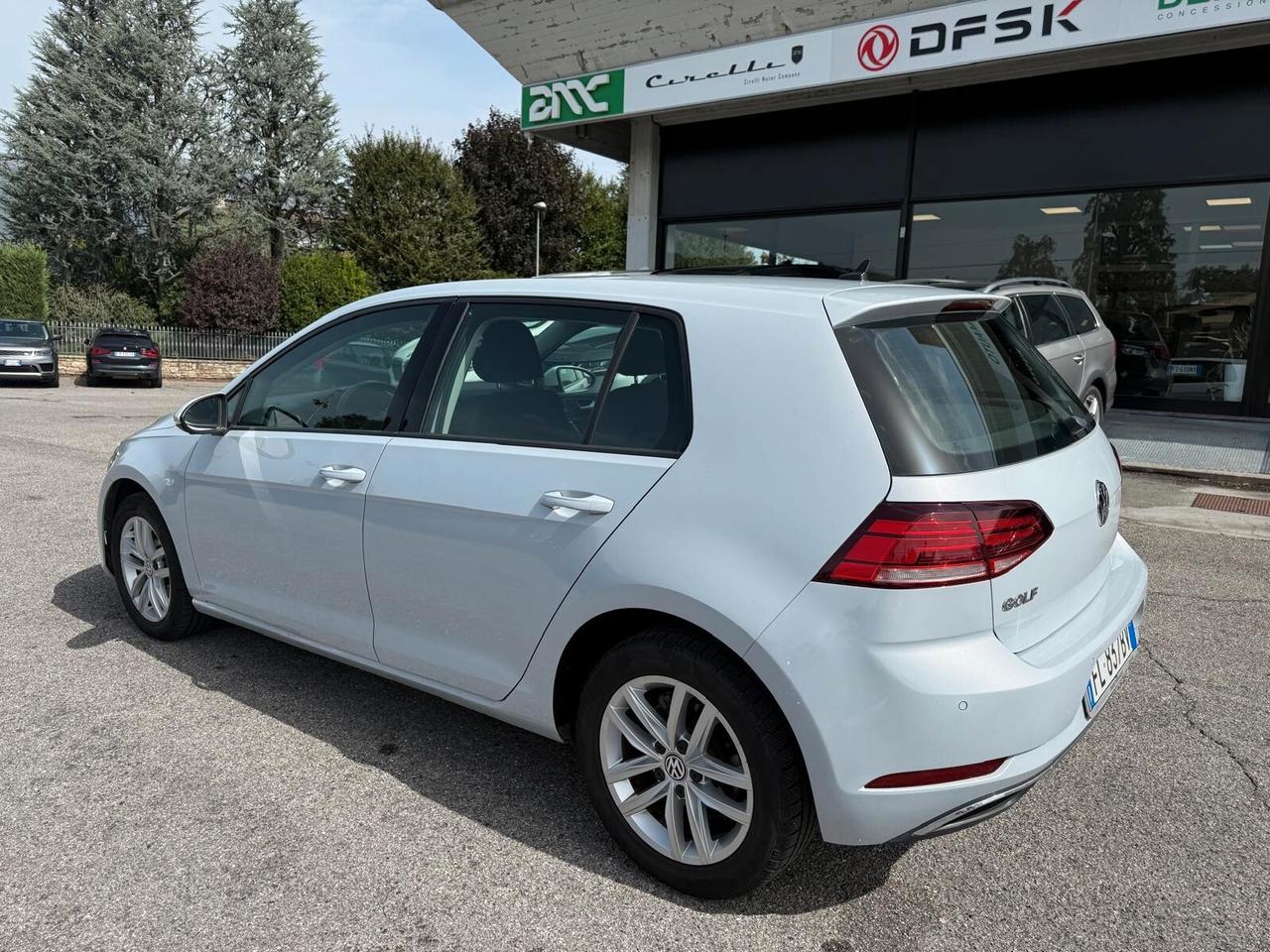 Volkswagen Golf 1.0 TSI 110 CV DSG 5p. Business BlueMotion Technology