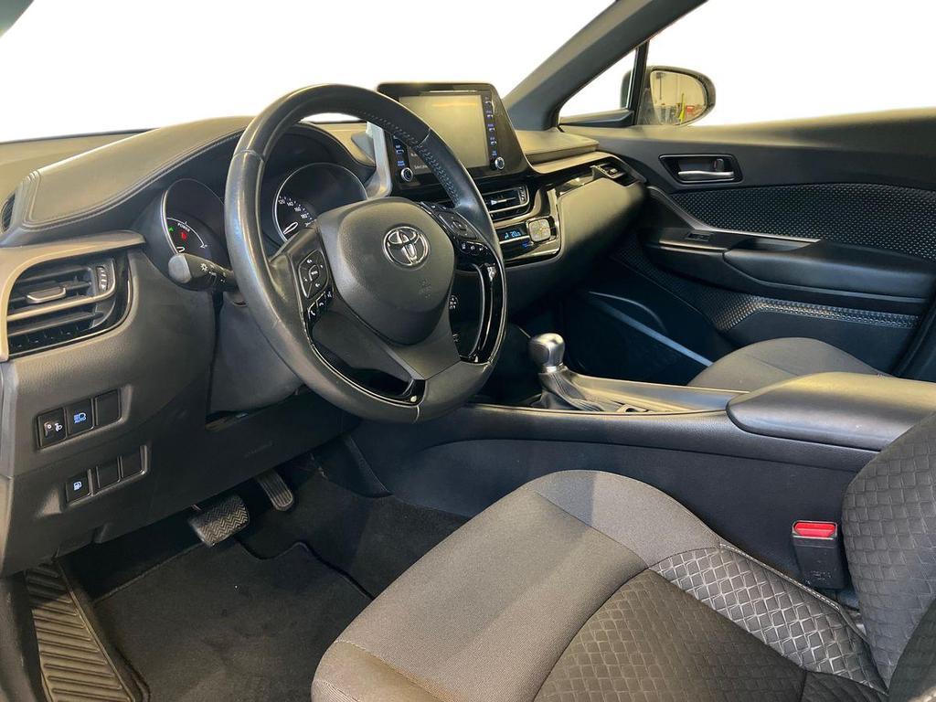 Toyota C-HR 1.8h Active e-cvt