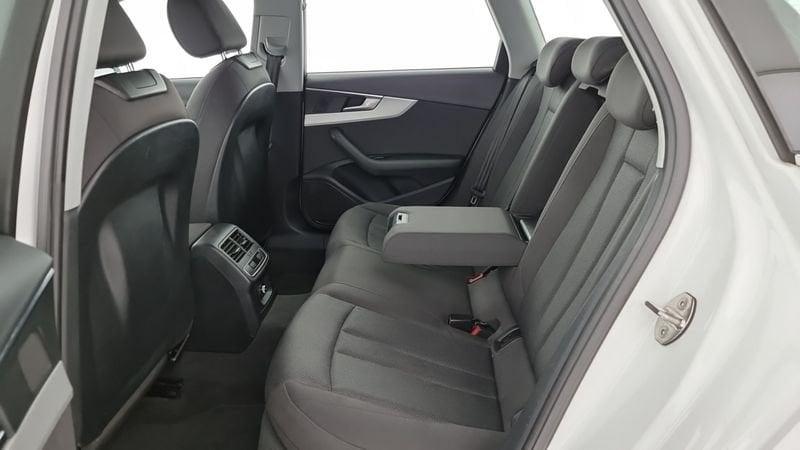 Audi A4 Avant 35 TFSI S tronic Business Advanced