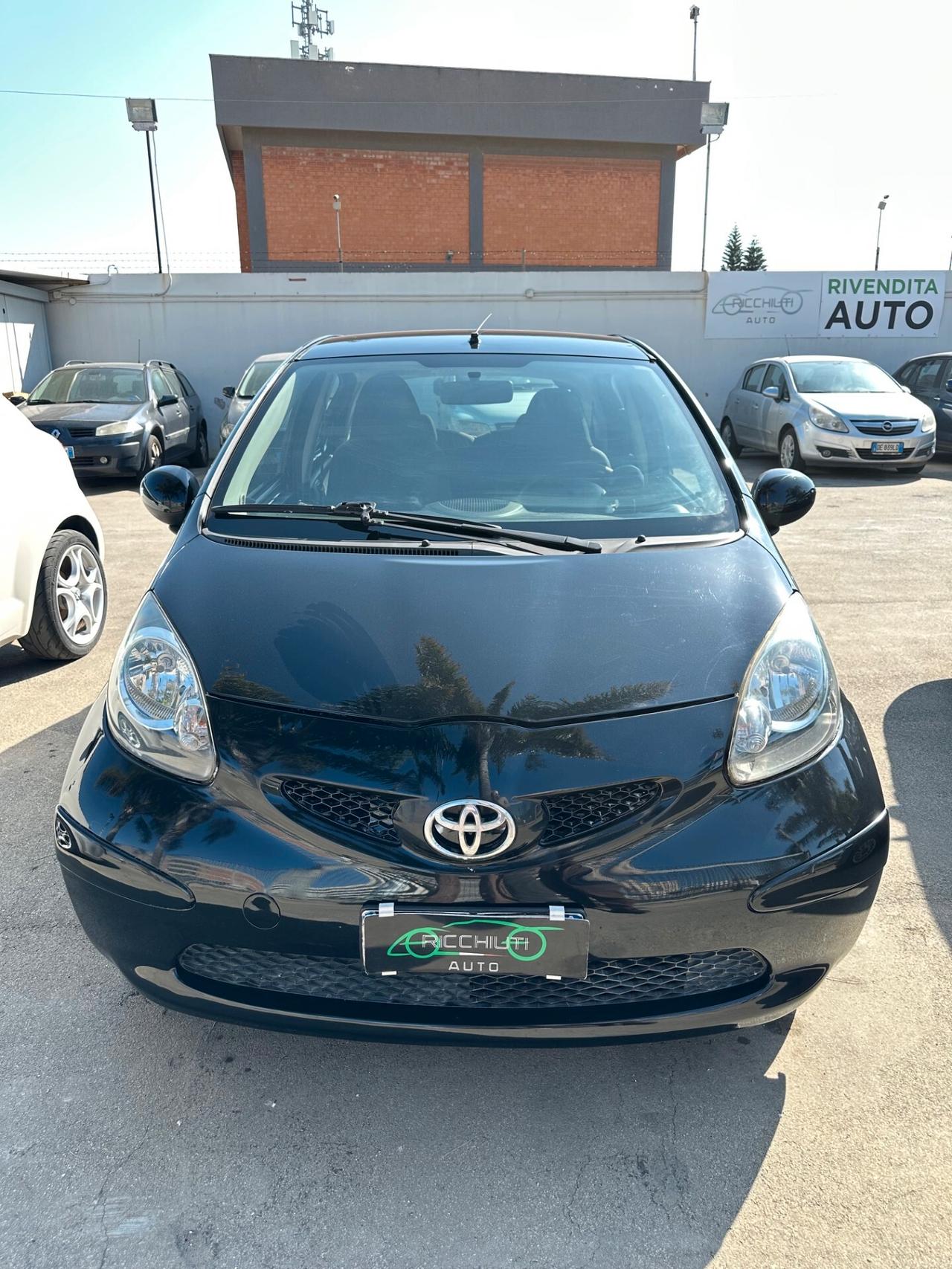 TOYOTA AYGO 1.0 BENZINA 2007 OK NEOPATENTATI