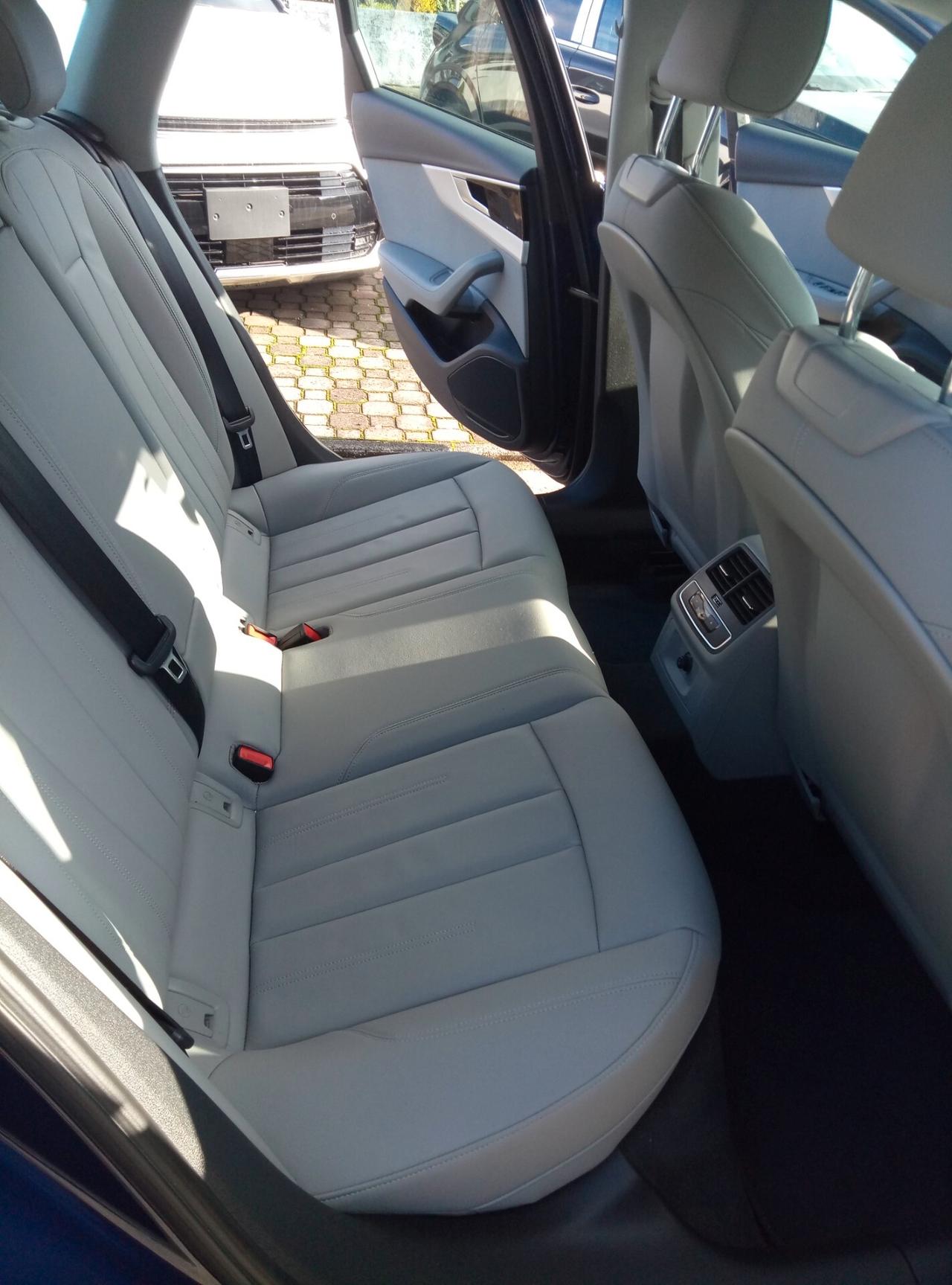 Audi A4 allroad 40 TDI 204 CV S tronic Business Evolution Quattro