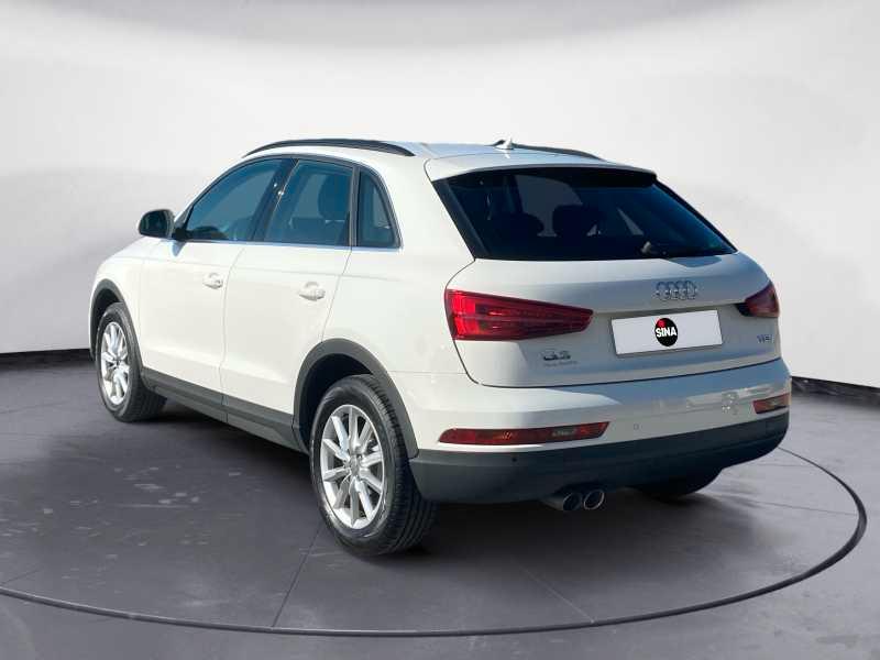 AUDI Q3 2.0 tdi Business 120cv
