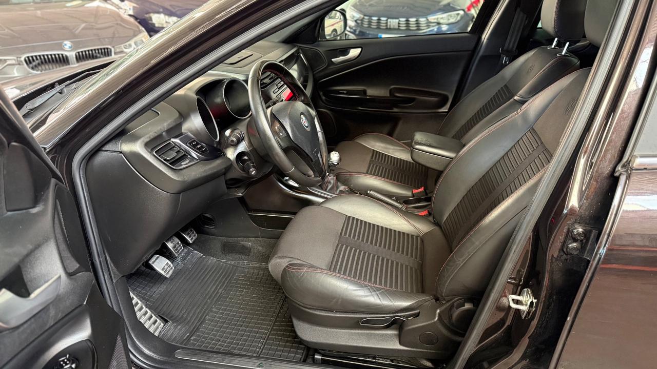 Alfa Romeo Giulietta 2.0 JTDm-2 140 CV Veloce