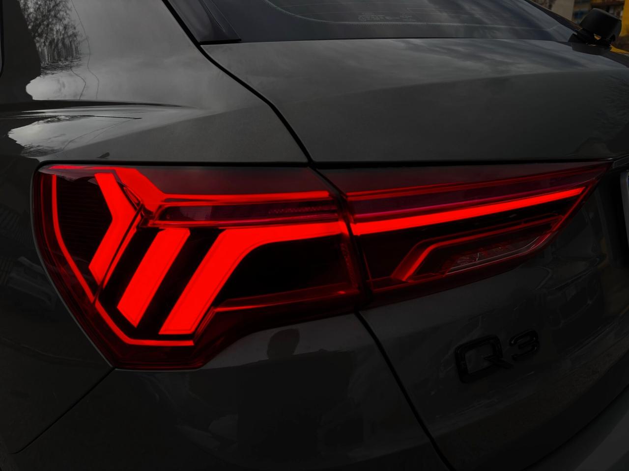 Audi Q3 35 TDI S tronic 150 CV S-LINE TETTO- LED-MATRIX-MY 22