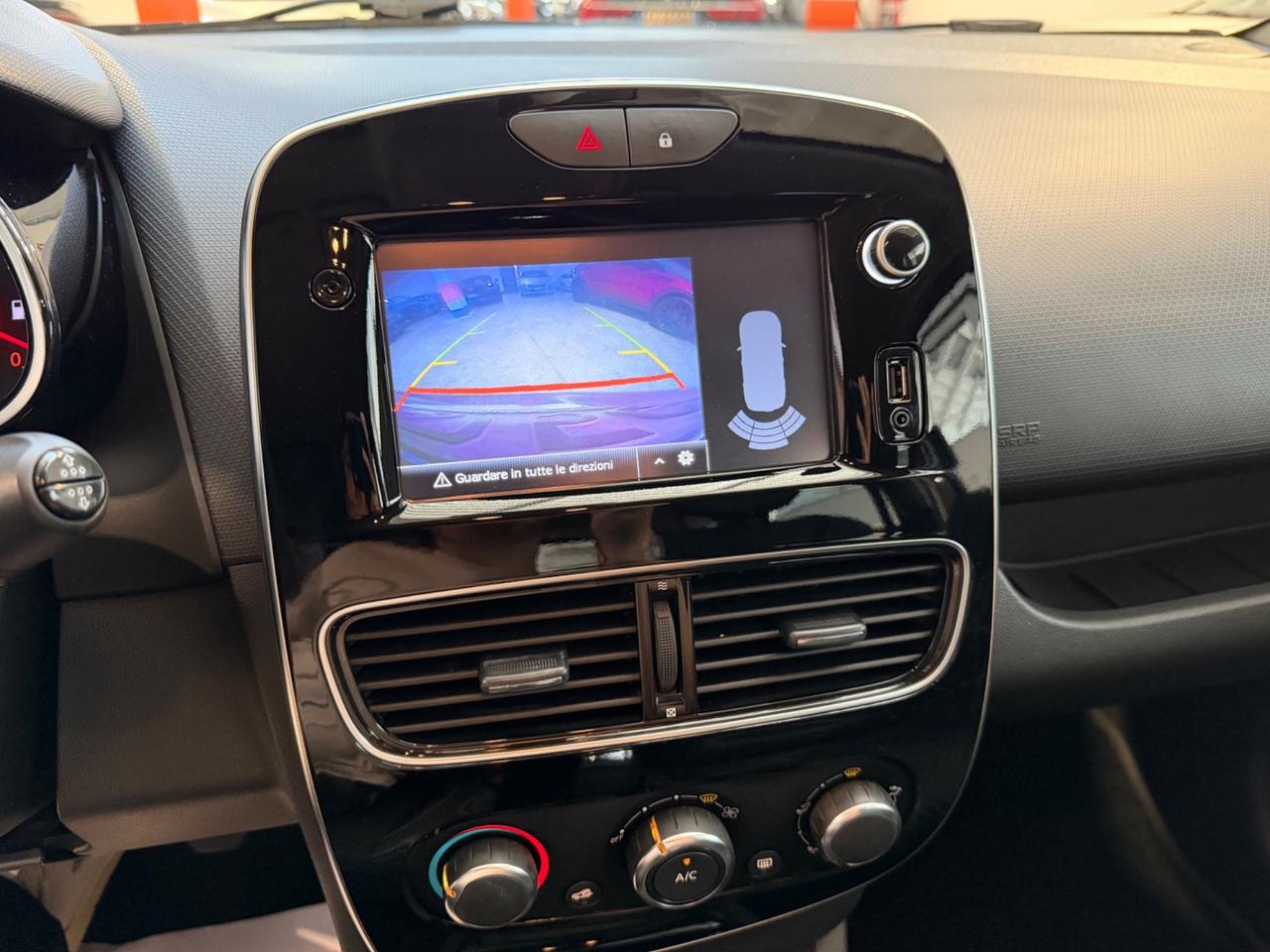 Renault Clio Sporter 1.5 dCi UNICOPROP-RETROCAM-NAVI-FULL!!