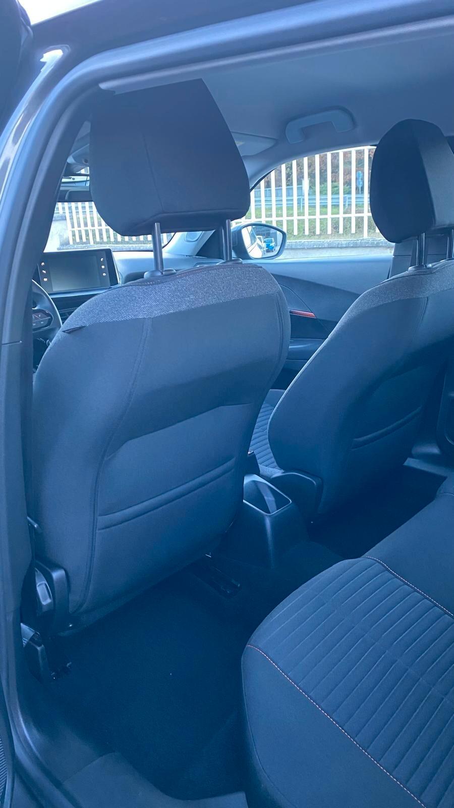 Peugeot 2008 BlueHDi 130 S&S EAT8 Allure