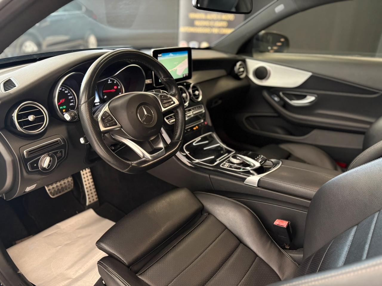MERCEDES C 220D 4Matic Coupé AMG Premium TETTO