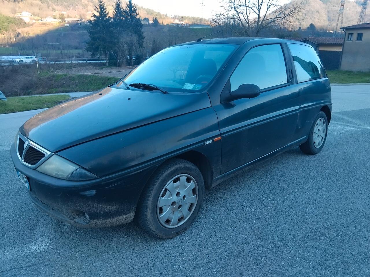 Lancia Y 1.2i cat LS