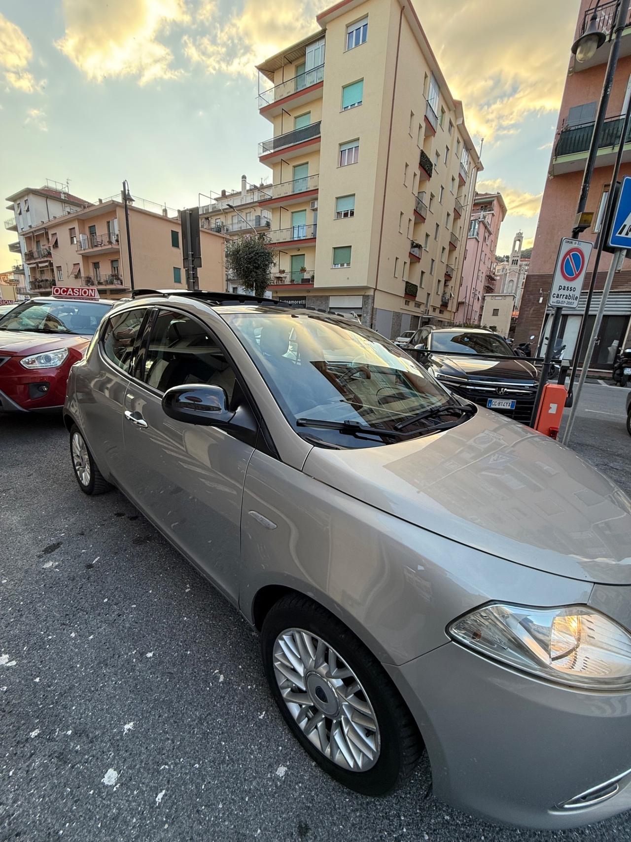 Lancia Ypsilon 1.3 MJT 16V 95 CV 5 porte S&S Elefantino