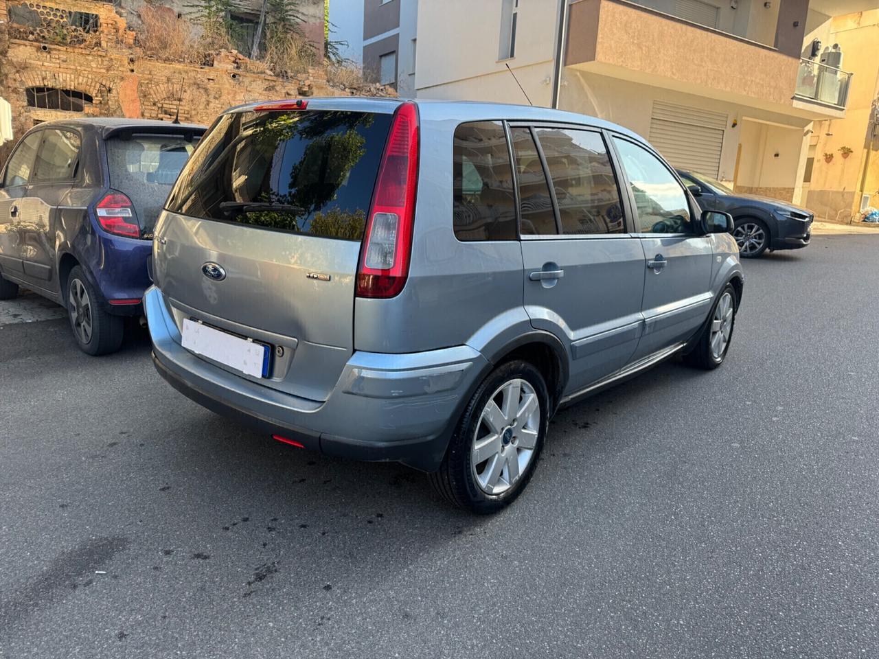 Ford Fusion Fusion 1.6 TDCi 5p COMMERCIANTI