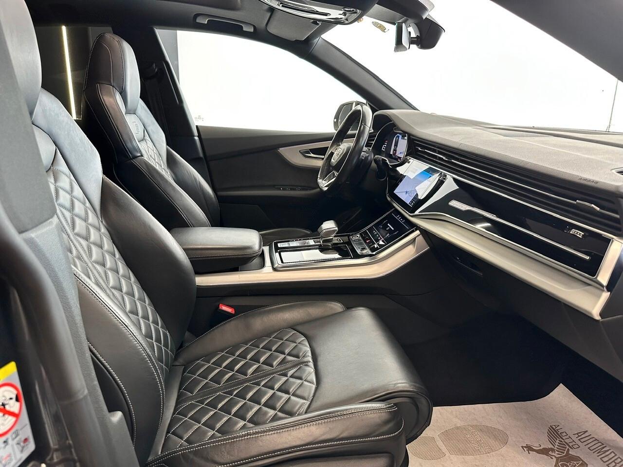 AUDI Q8 50 TDI 286 CV TETTO S LINE FULL