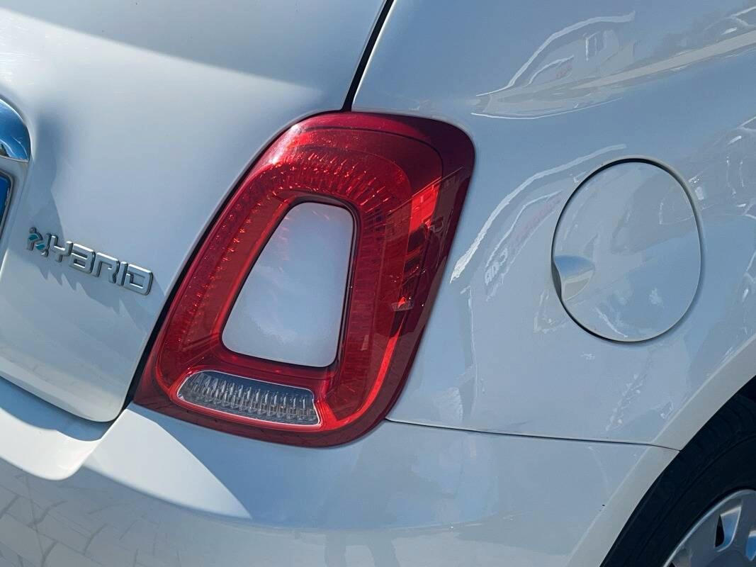 Fiat 500 1.0 hybrid 70cv