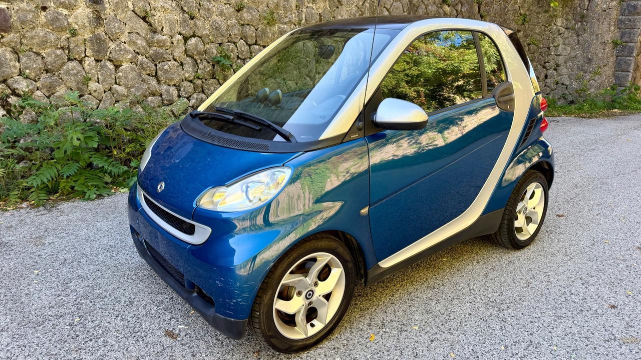 Smart ForTwo 1000 52 kW coupé passion