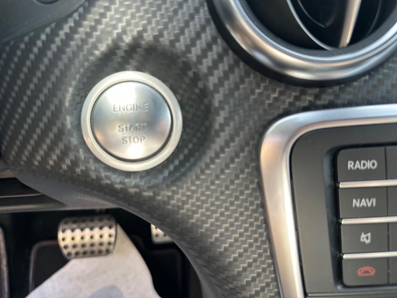 Mercedes-benz A 180 d Automatic Premium Amg 125.000 km