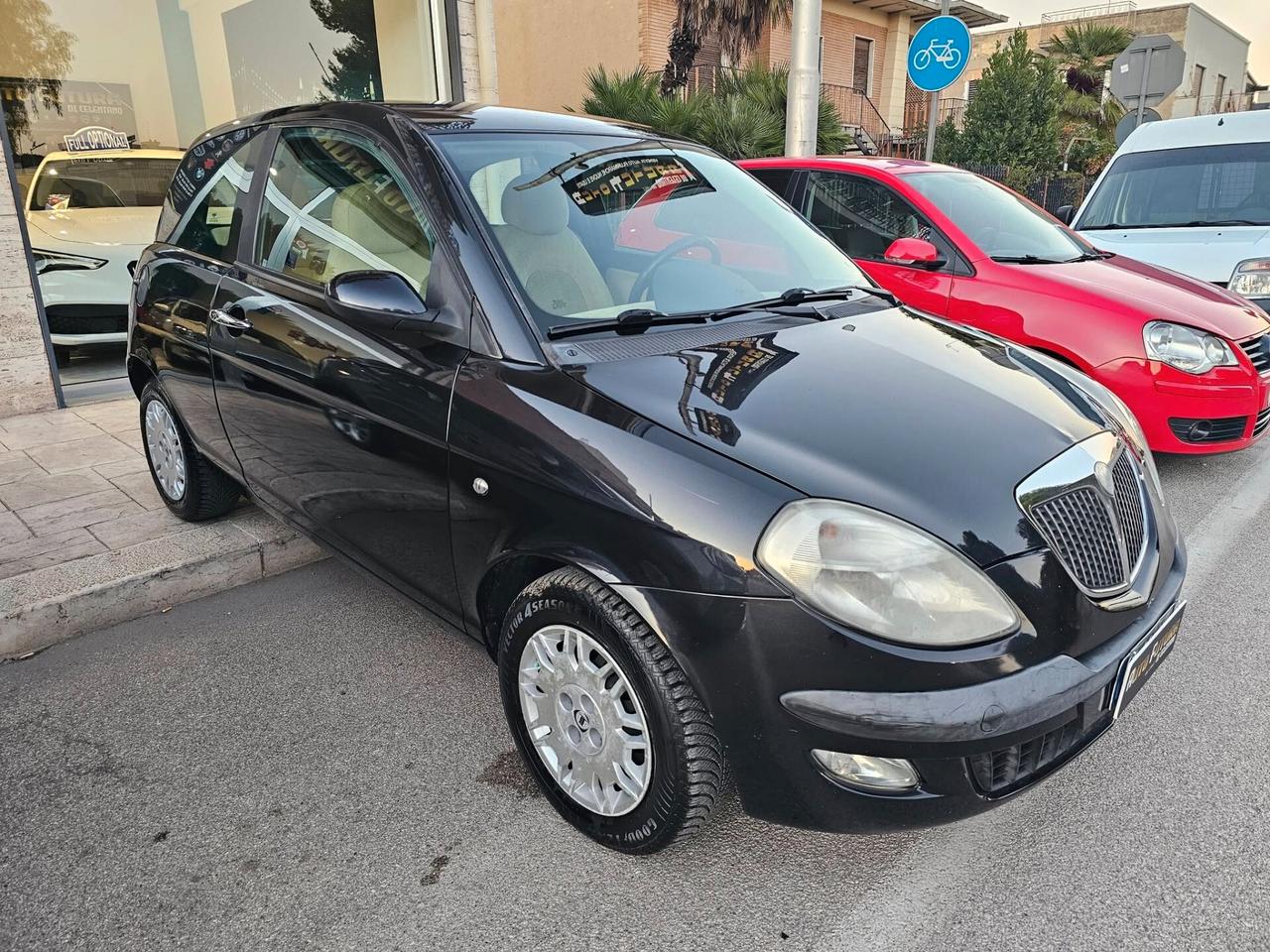 Lancia Ypsilon 1.3 Multijet 16V Platino