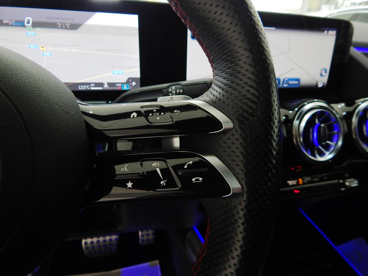 Mercedes-Benz GLA 220 d AMG Line Advanced Plus 4matic Aut. TETTO-PELLE