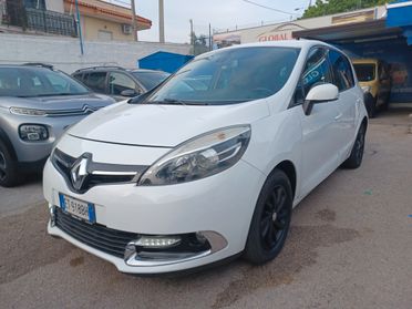 Renault Scénic XMod 1.5 dCi AUTOMATICA