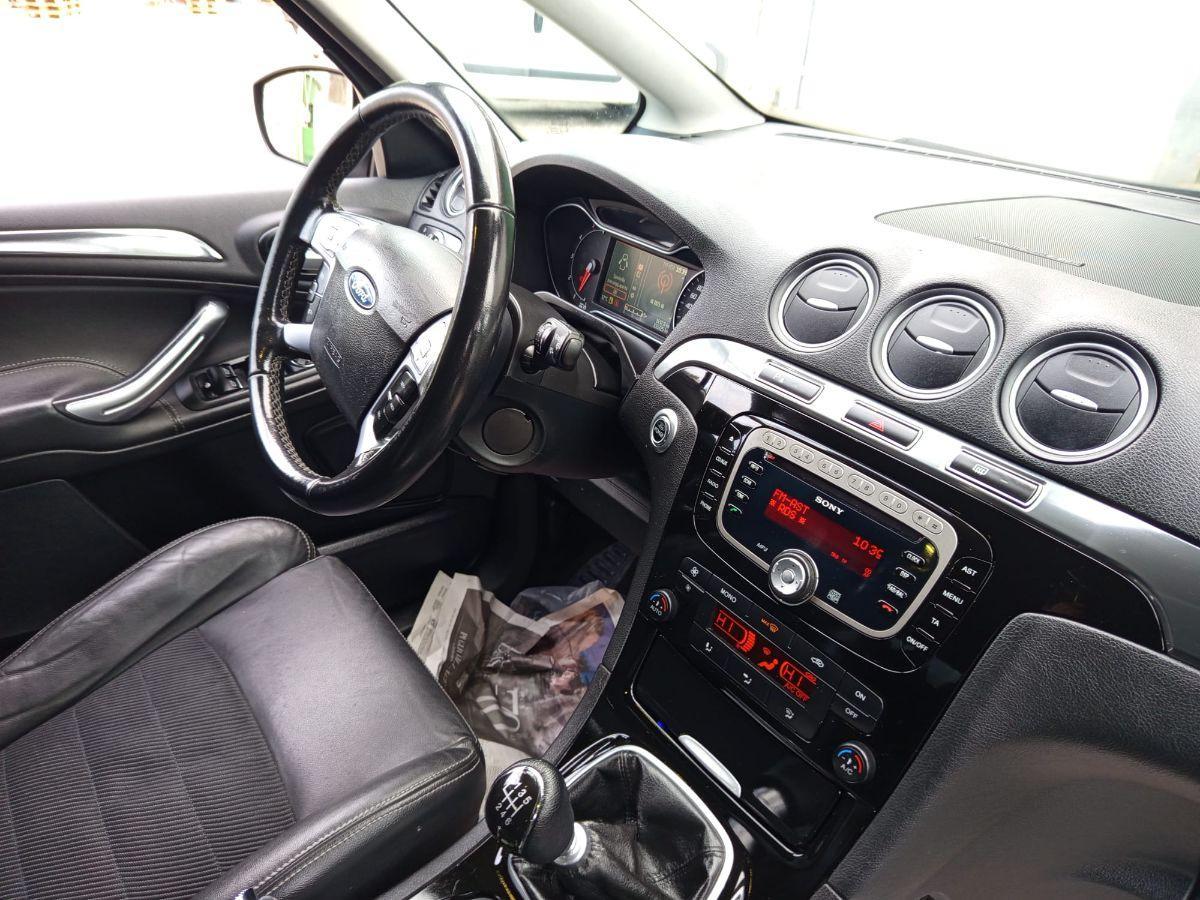 FORD S-Max 2.0 TDCi 163CV Titanium - 2013