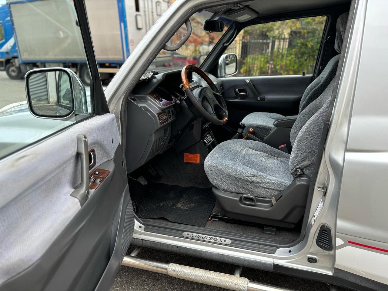 Mitsubishi Pajero 2.8 TDI Metal-top S.S. GLS Target