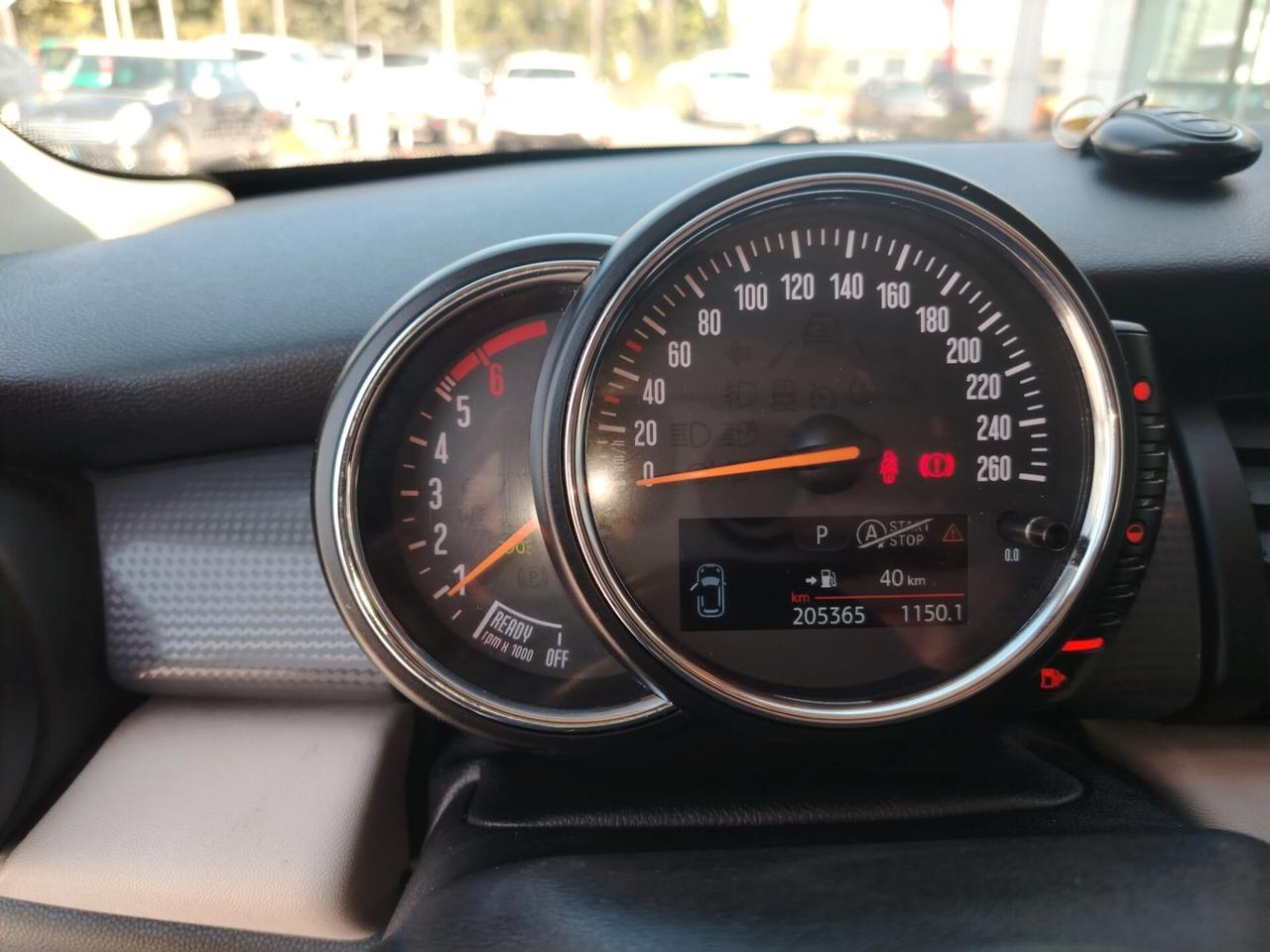 Mini 1.5 One D Business 5 porte - Automatica - Neopatentato 36 MESI DI GARANZIA