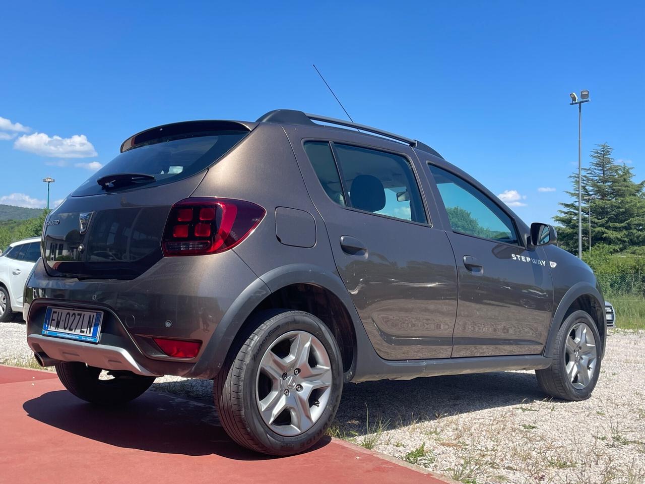 Dacia Sandero Stepway 0.9 TCe Turbo GPL 90 CV S&S Comfort
