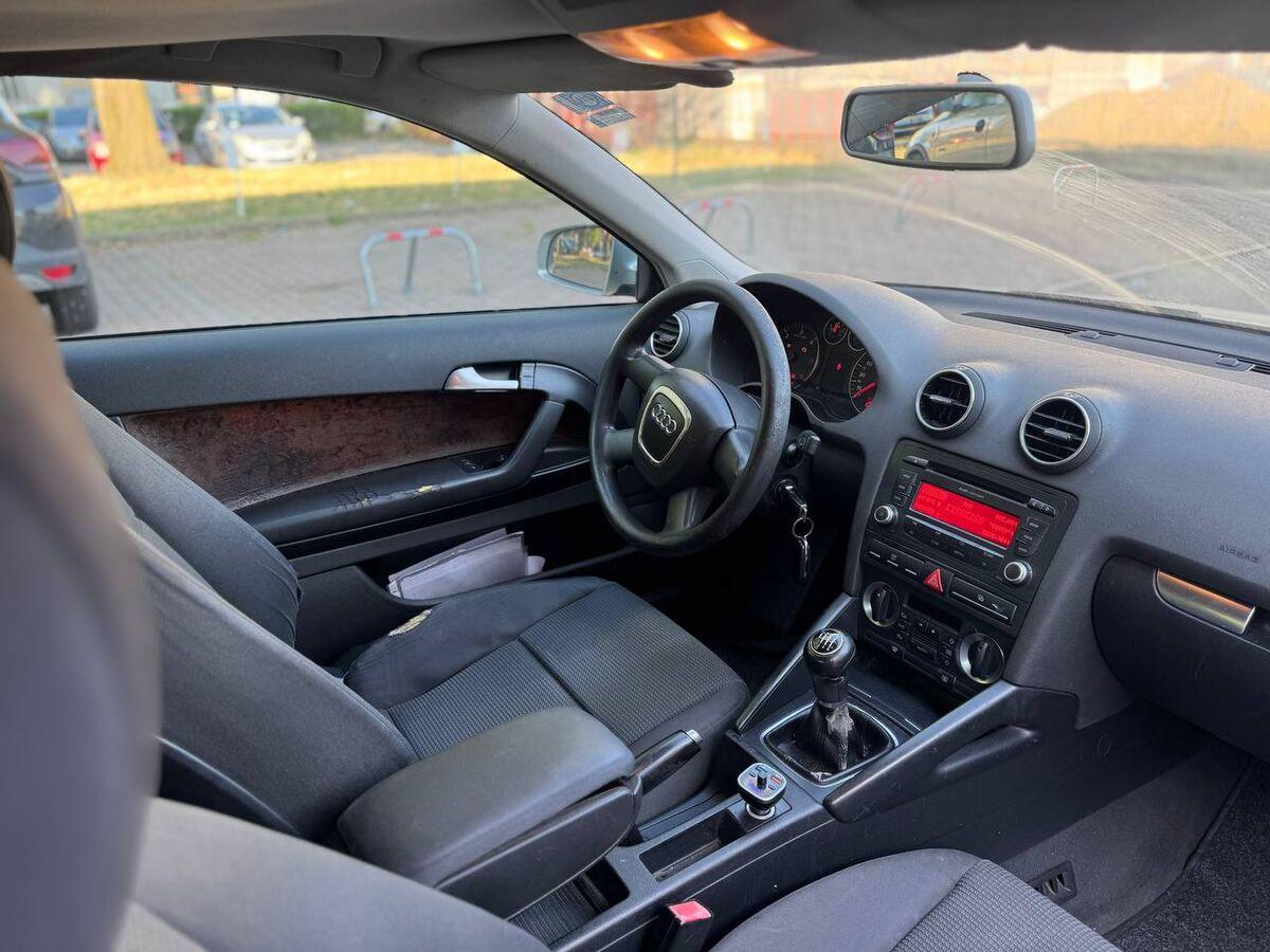 Audi A3 II 2008 3p 2.0 tdi Ambiente
