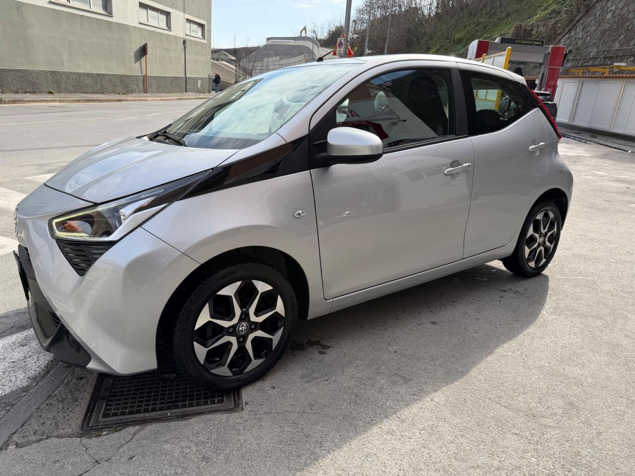 TOYOTA AYGO 1.0 NEOPATENTATI
