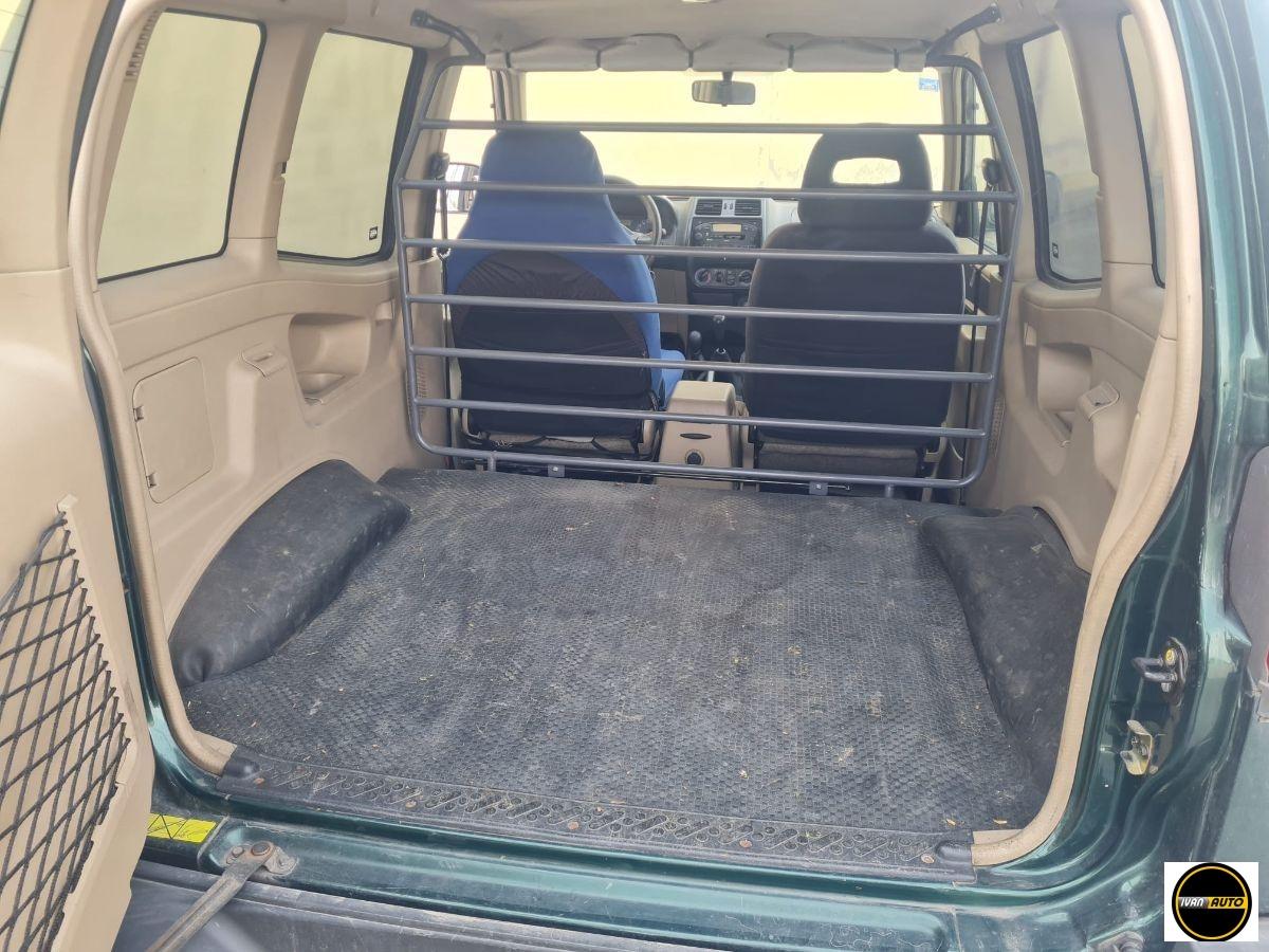 NISSAN Terrano Autocarro-2.7 TDI