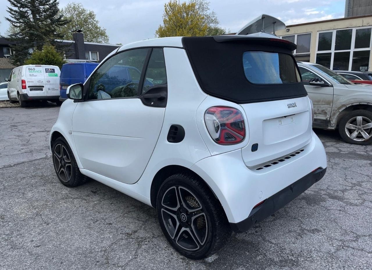 Smart ForTwo EQ PRIME 82cv Navi Camera Fari 22KW