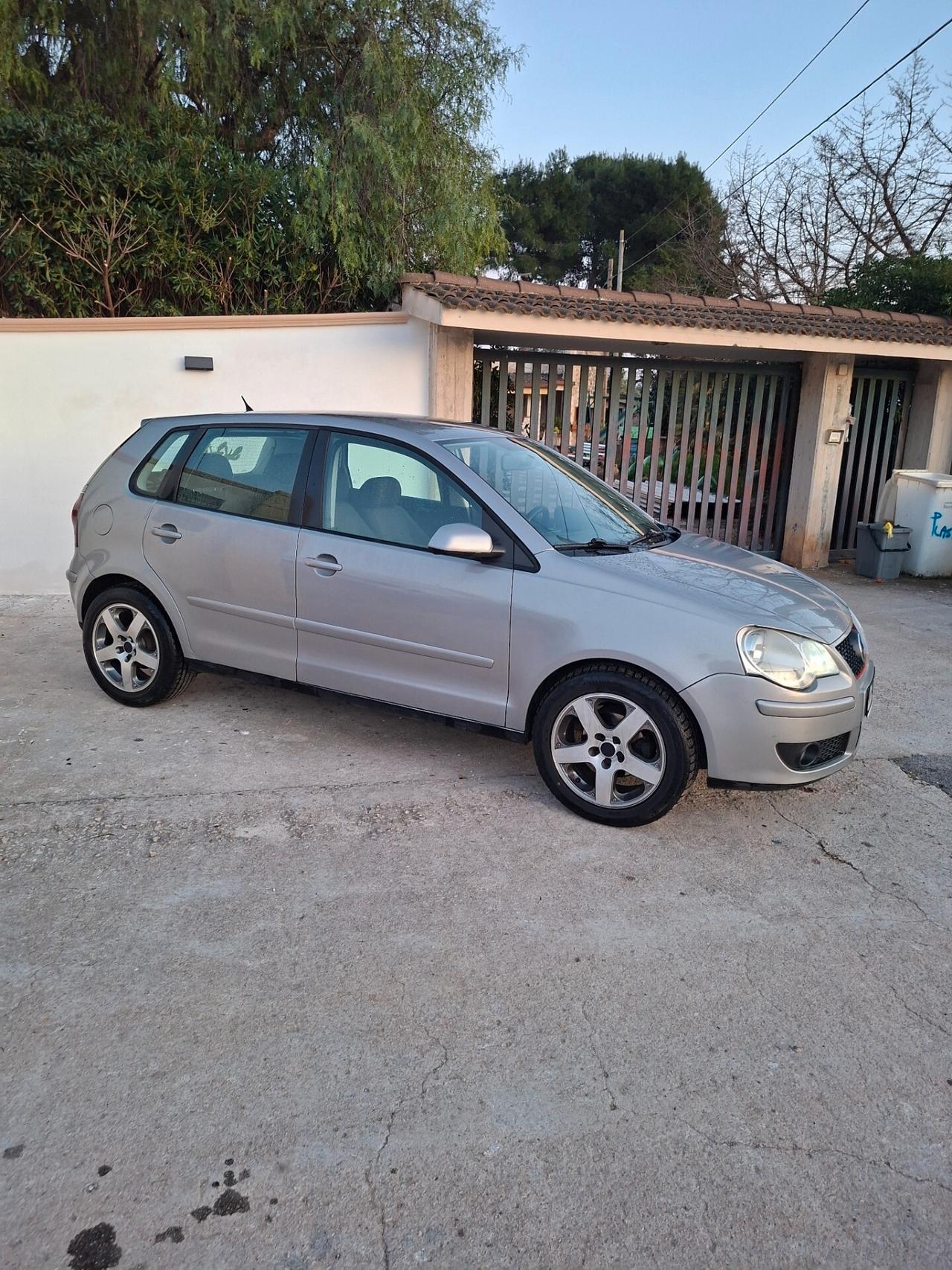 Volkswagen Polo 1.4/69CV TDI DPF 5p. Sportline