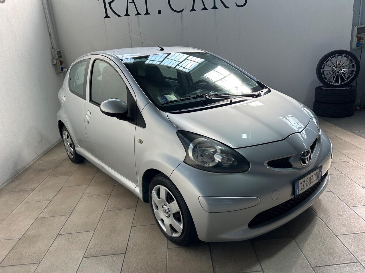 Toyota Aygo 1.0 12V VVT-i 5 porte