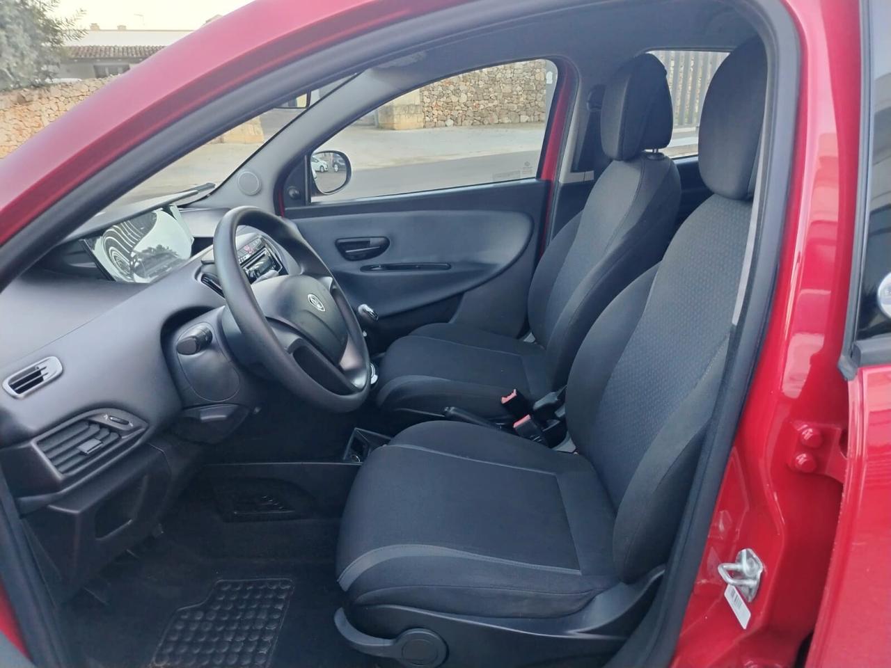 Lancia Ypsilon 1.2 5 porte GPL Ecochic Gold