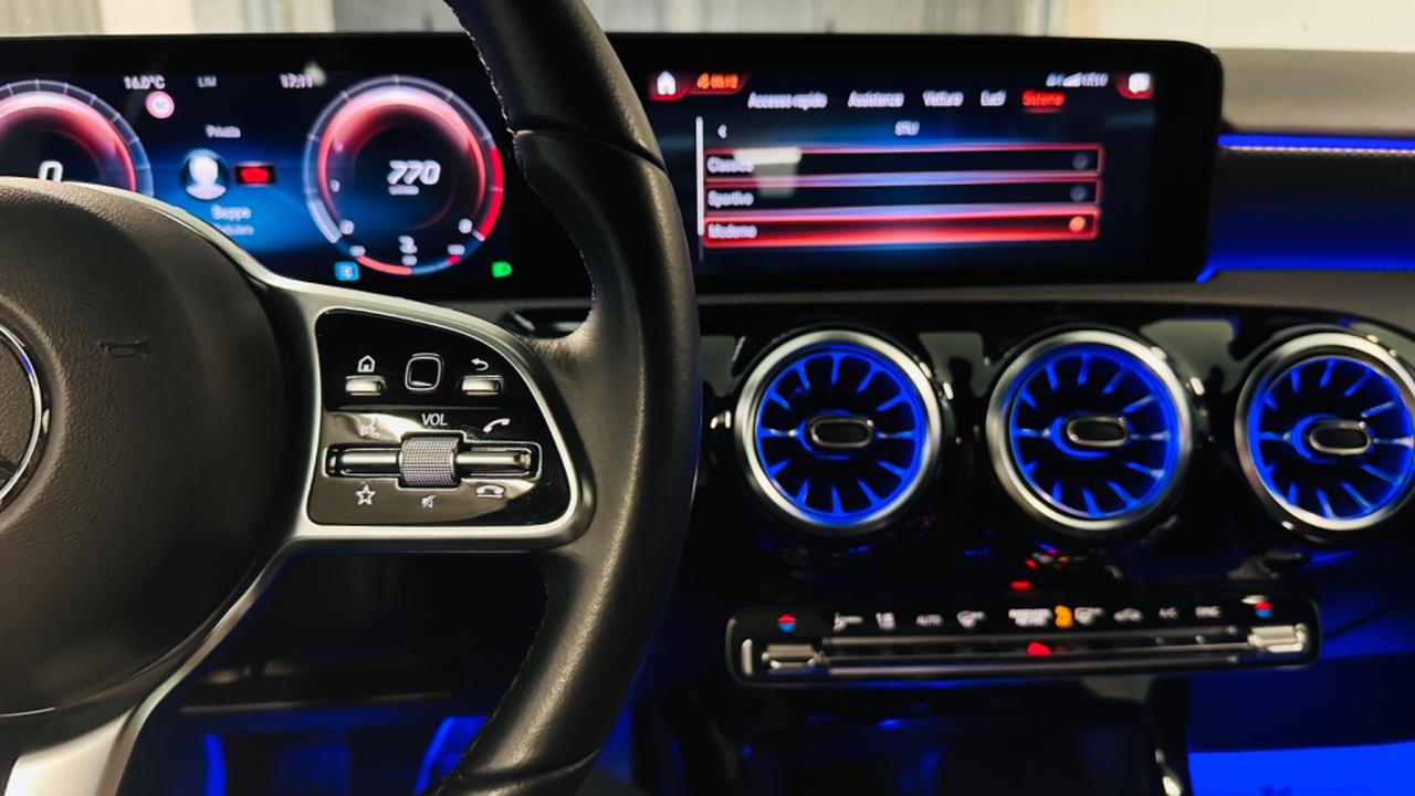 Mercedes-benz A 180 berlina Line Premium Plus.Full optional