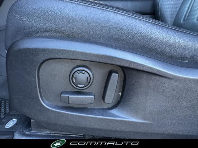 LAND ROVER Defender 110 3.0D I6 250 CV AWD Auto X-Dynamic SE