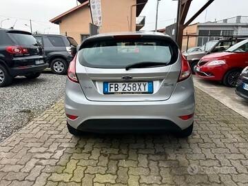 Ford Fiesta 1.4 5 porte Bz.- GPL Black & White Edition