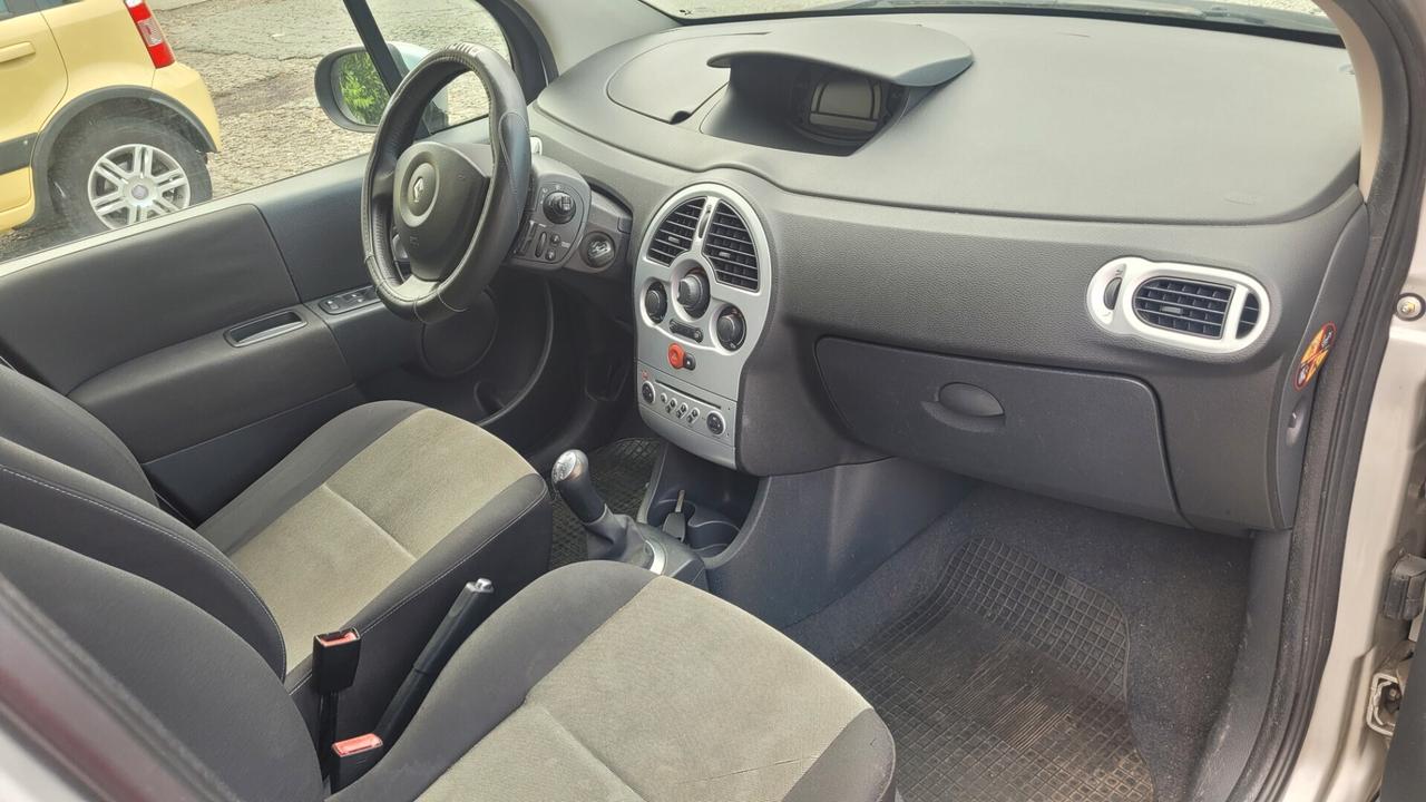 Renault Modus 1.2 16V Dynamique