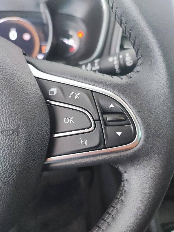Renault Megane 1.5 blue dci Intens 115cv edc my19