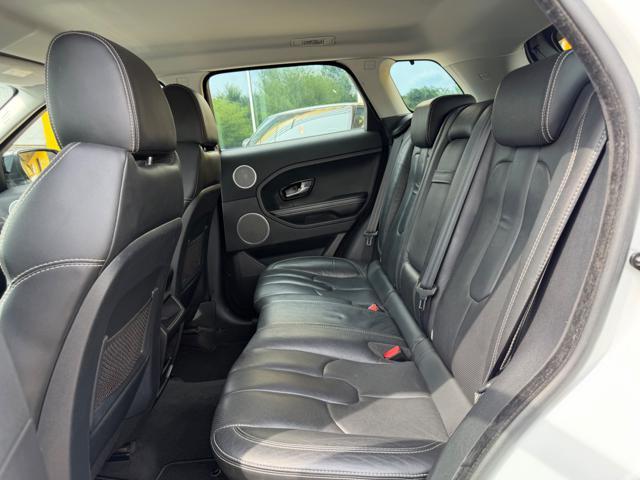 LAND ROVER Range Rover Evoque 2.2 TD4 R-DYNAMIC