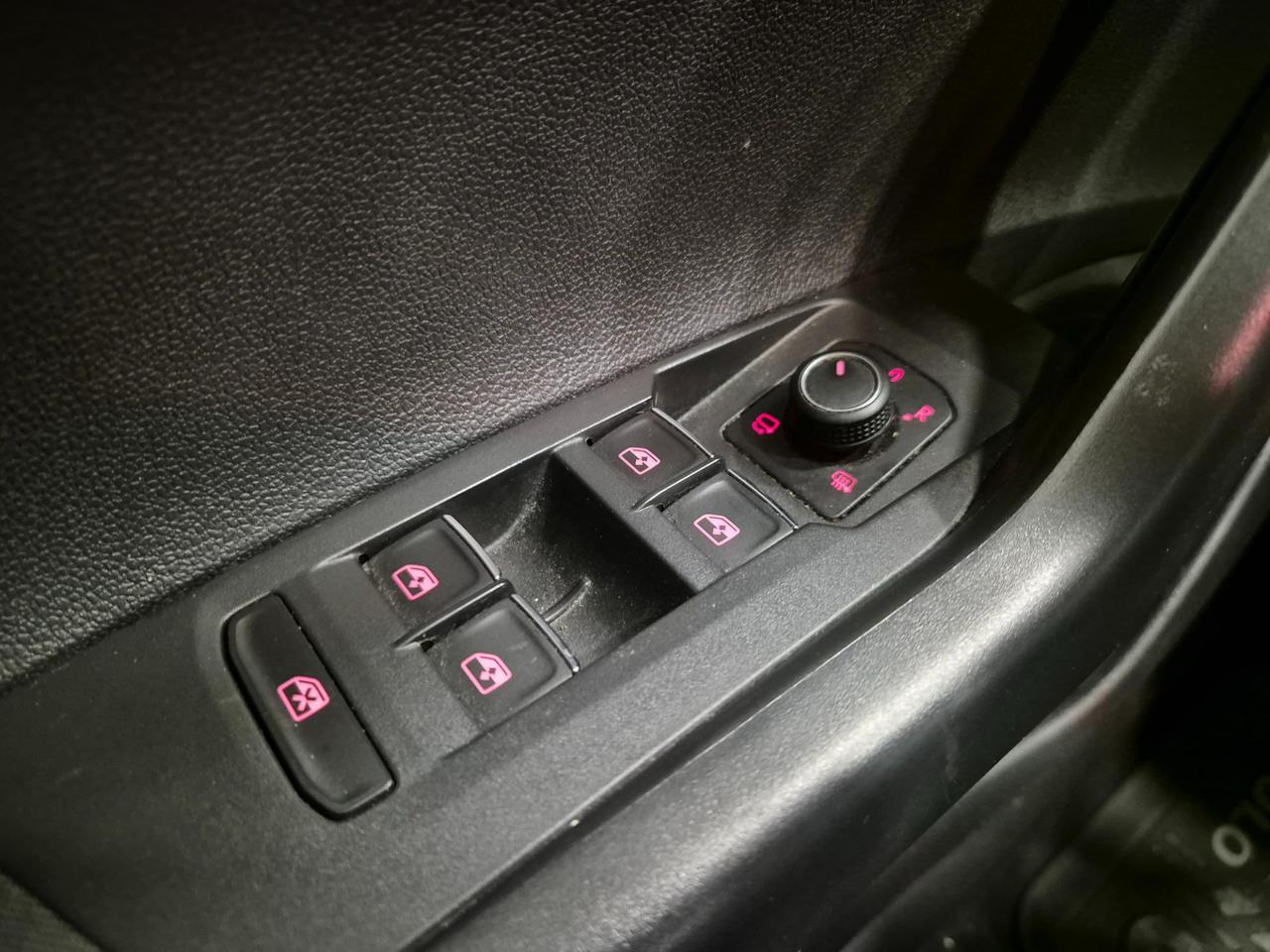 Volkswagen Polo 5p 1.0 evo Comfortline 80cv - NEOPATENTATI - Sens. Park - Carplay