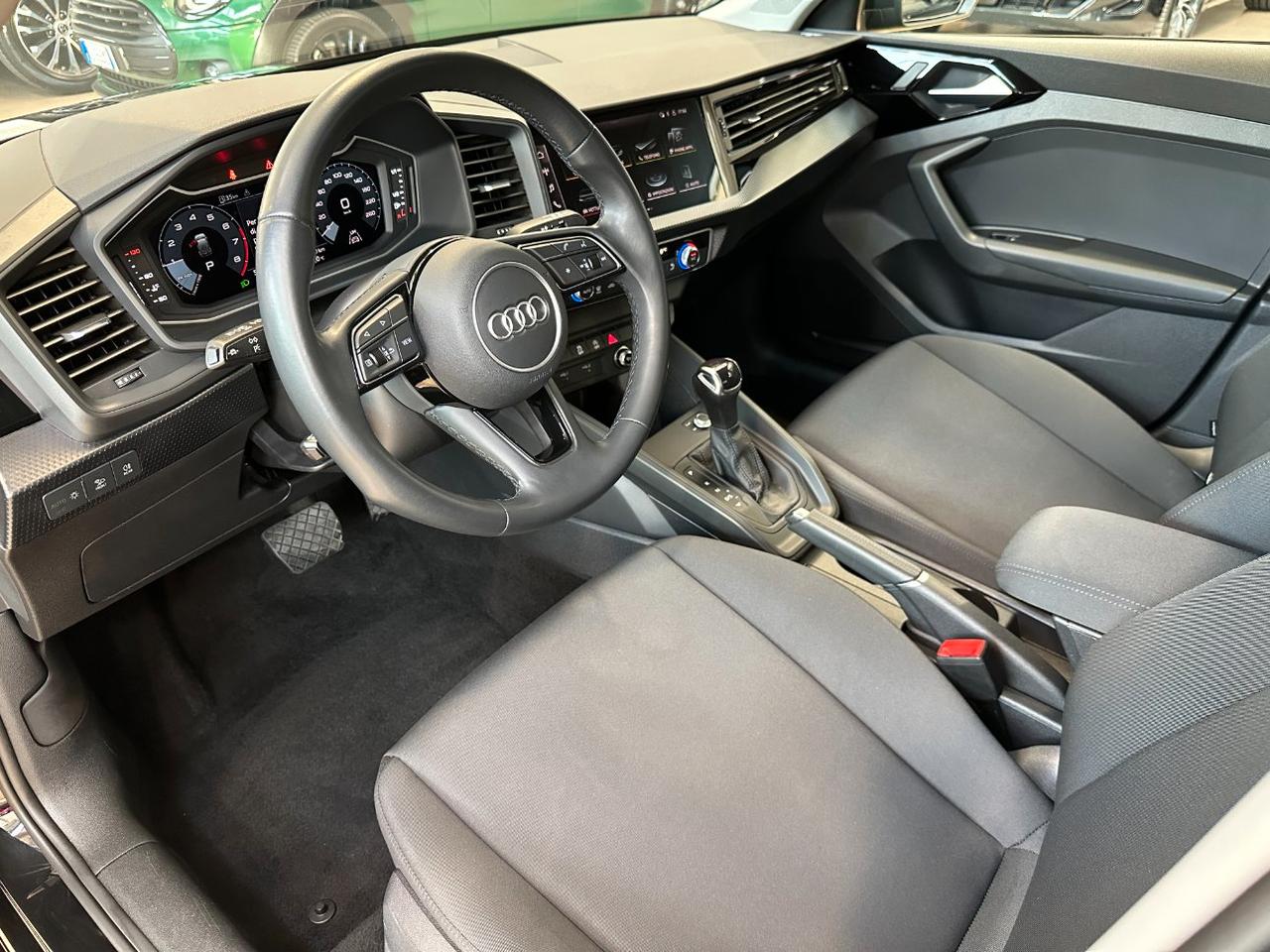 Audi A1 Sportback 30 1.0 tfsi Admired Advanced 110cv s-tronic-Carplay-LED-17"