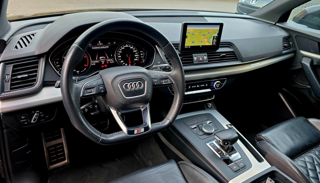 Audi Q5 40 TDI quattro S tronic S line interni RS