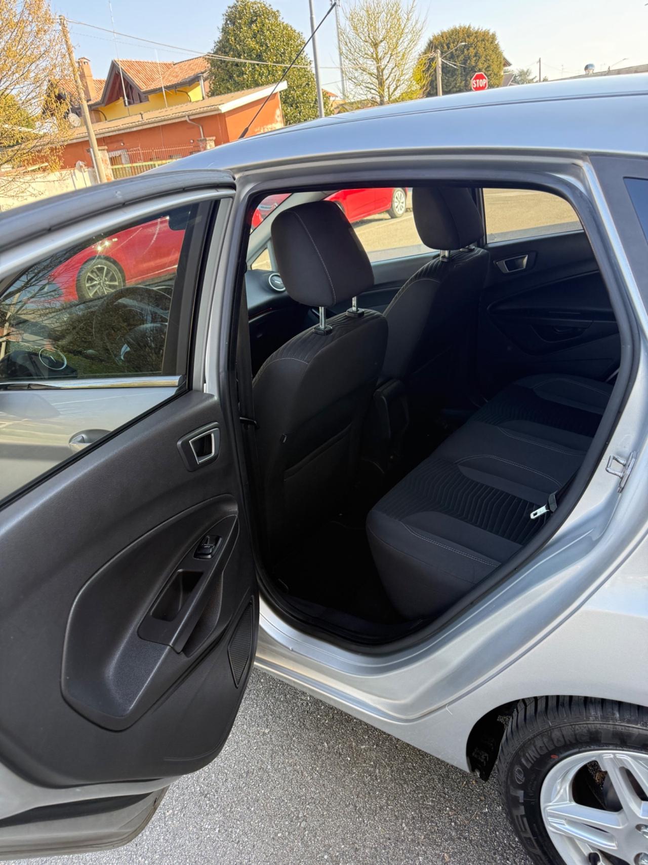 Ford Fiesta Ikon 1.2 60CV 5 porte per neopatentati