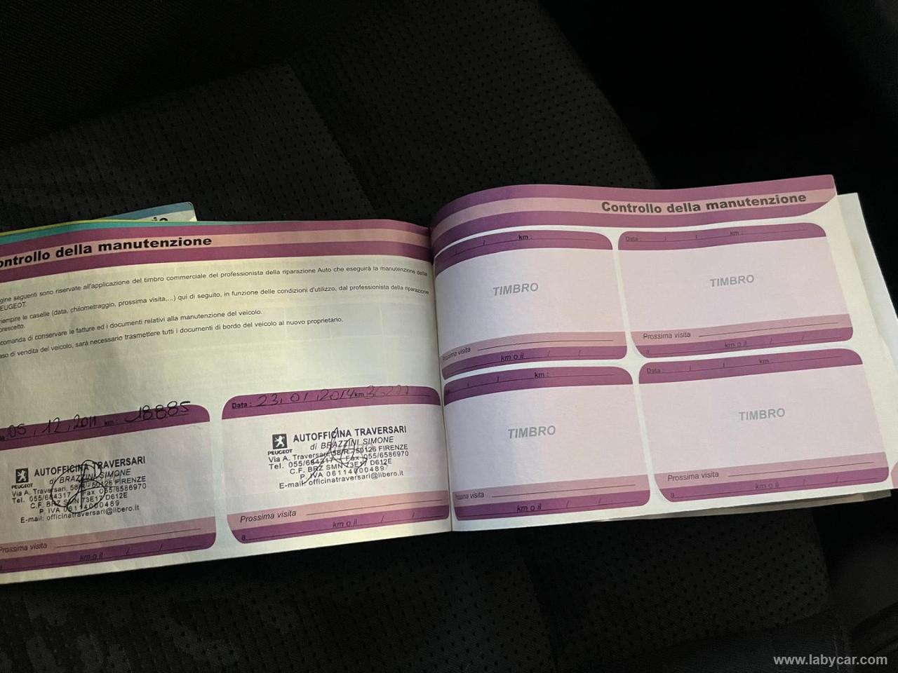 PEUGEOT 3008 1.6 HDi 110 CV ca. robot. Premium C.AUTOMATICO