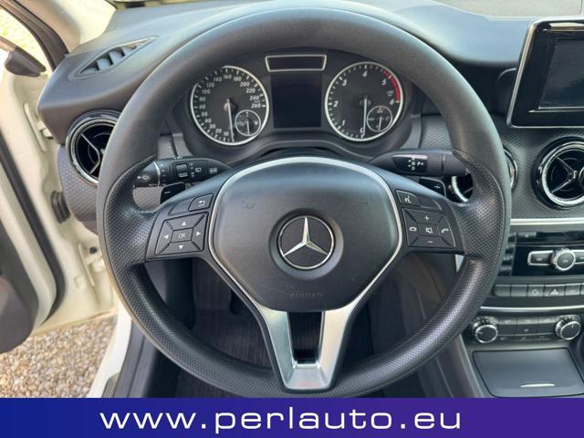MERCEDES-BENZ A 180 CDI Automatic Executive