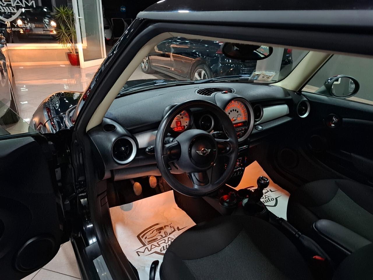 Mini One 1.6 55kw benzina Neopatentato