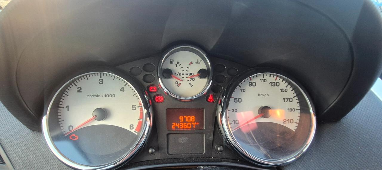 Peugeot 207 1.4 HDi 70CV 5p. Energie